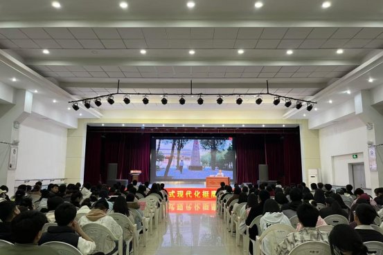 C:/Users/温柔/Desktop/微信图片_20241101213811.jpg微信图片_20241101213811